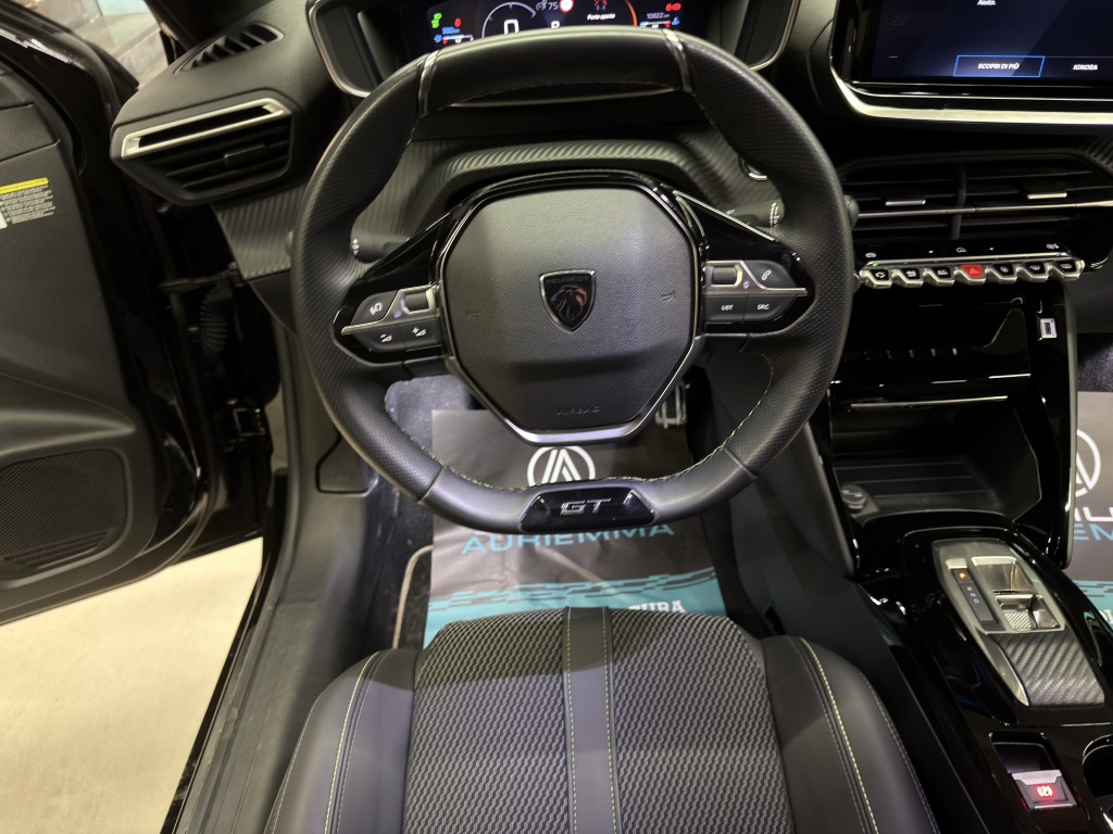 PEUGEOT 208 1200 HYBRID 145 CV EDCS6 GT